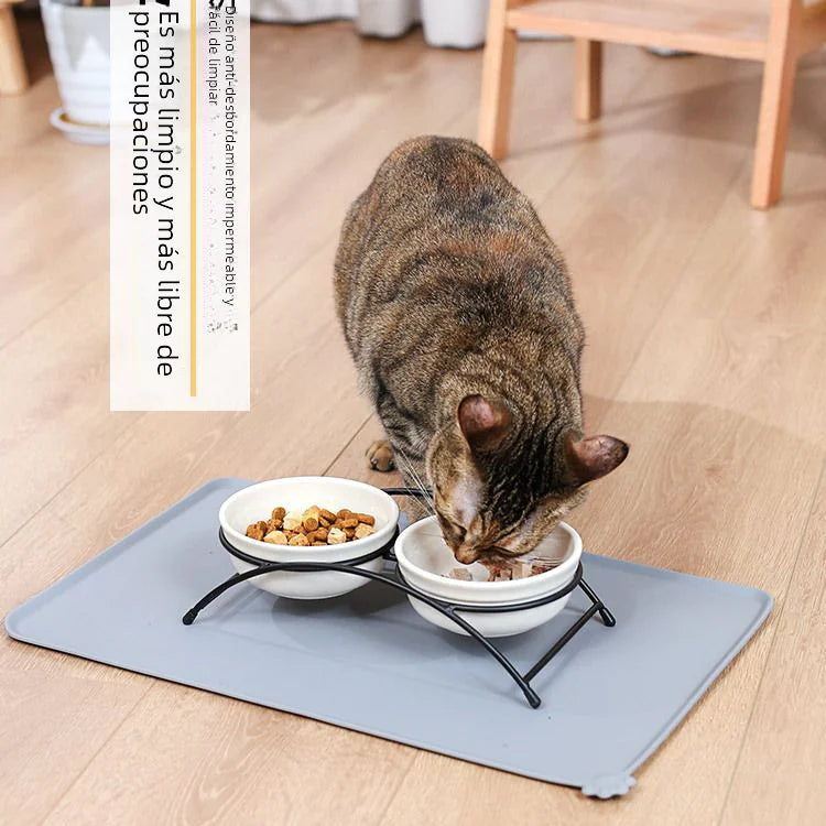 Large Silicone Pet Feeding Mat for Cats and Dogs - Pawluxe