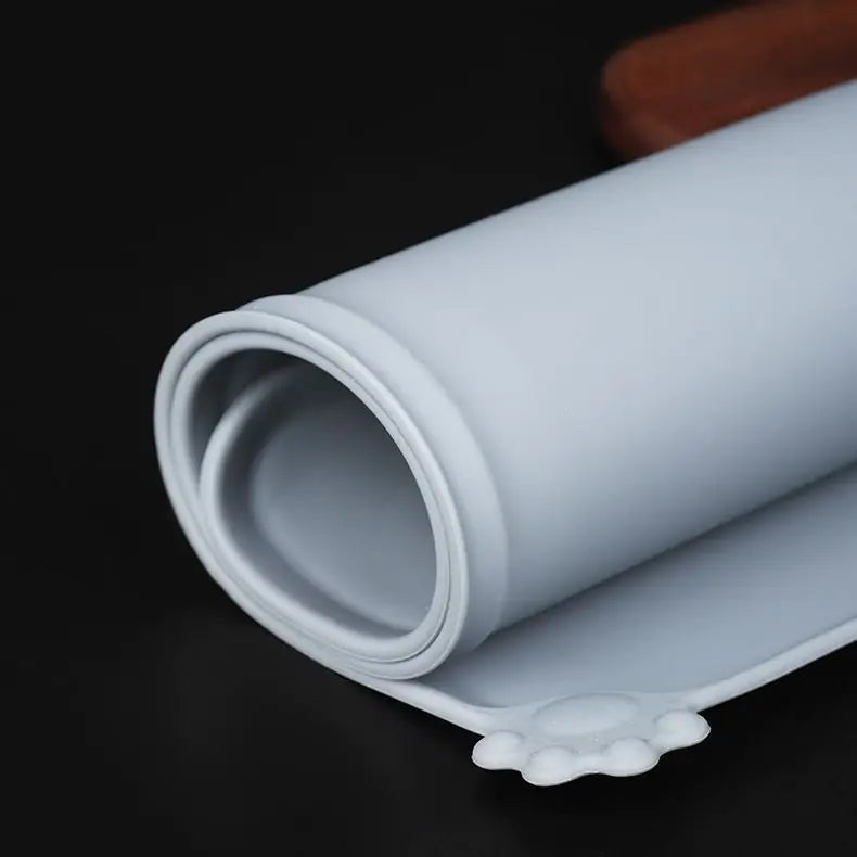 Large Silicone Pet Feeding Mat for Cats and Dogs - Pawluxe